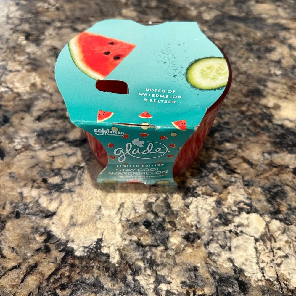 Glade‎ Stay Cool Watermelon Scented Candle Limited Edition